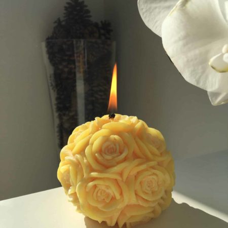 Bougie artisanale en forme de fleur Jaune