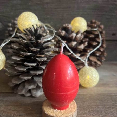 Bougie artisanale moulée forme œuf Rouge