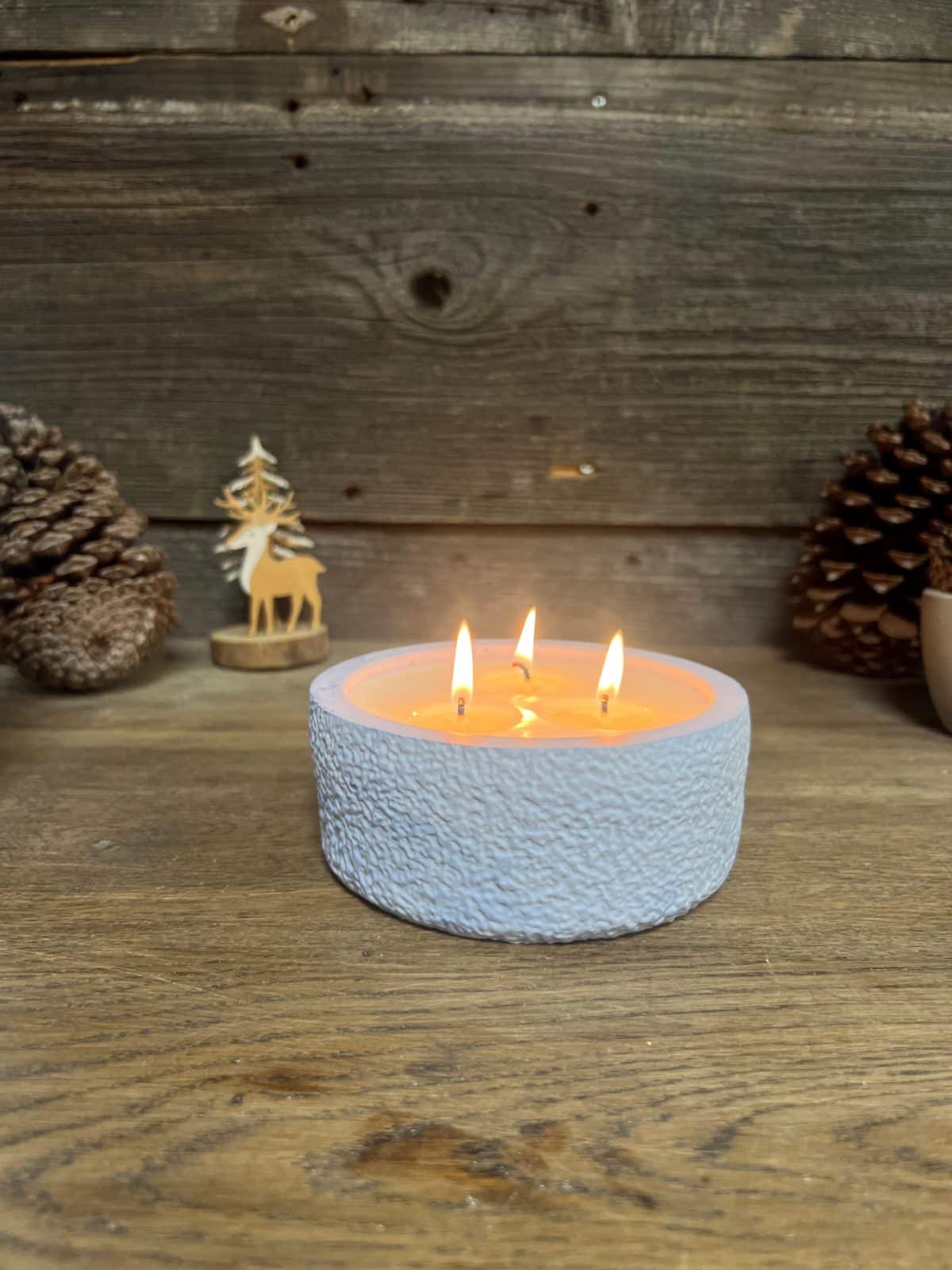 Bougie artisanale cire végétale parfumée - Contenant fait main Bleu Clair