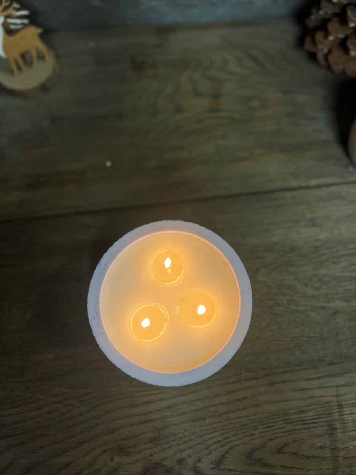 Bougie artisanale cire végétale parfumée - Contenant fait main Bleu Clair – Image 3