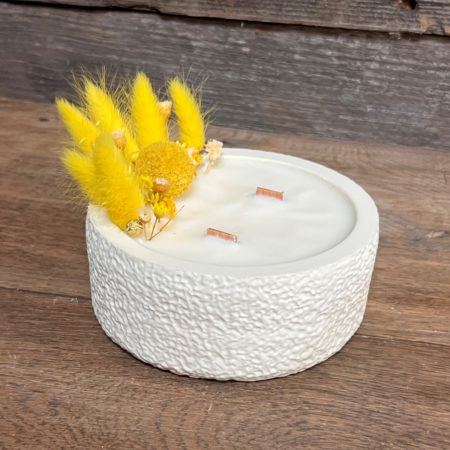 Bougie artisanale cire végétale parfumée - Contenant fait main blanc cassé avec fleurs