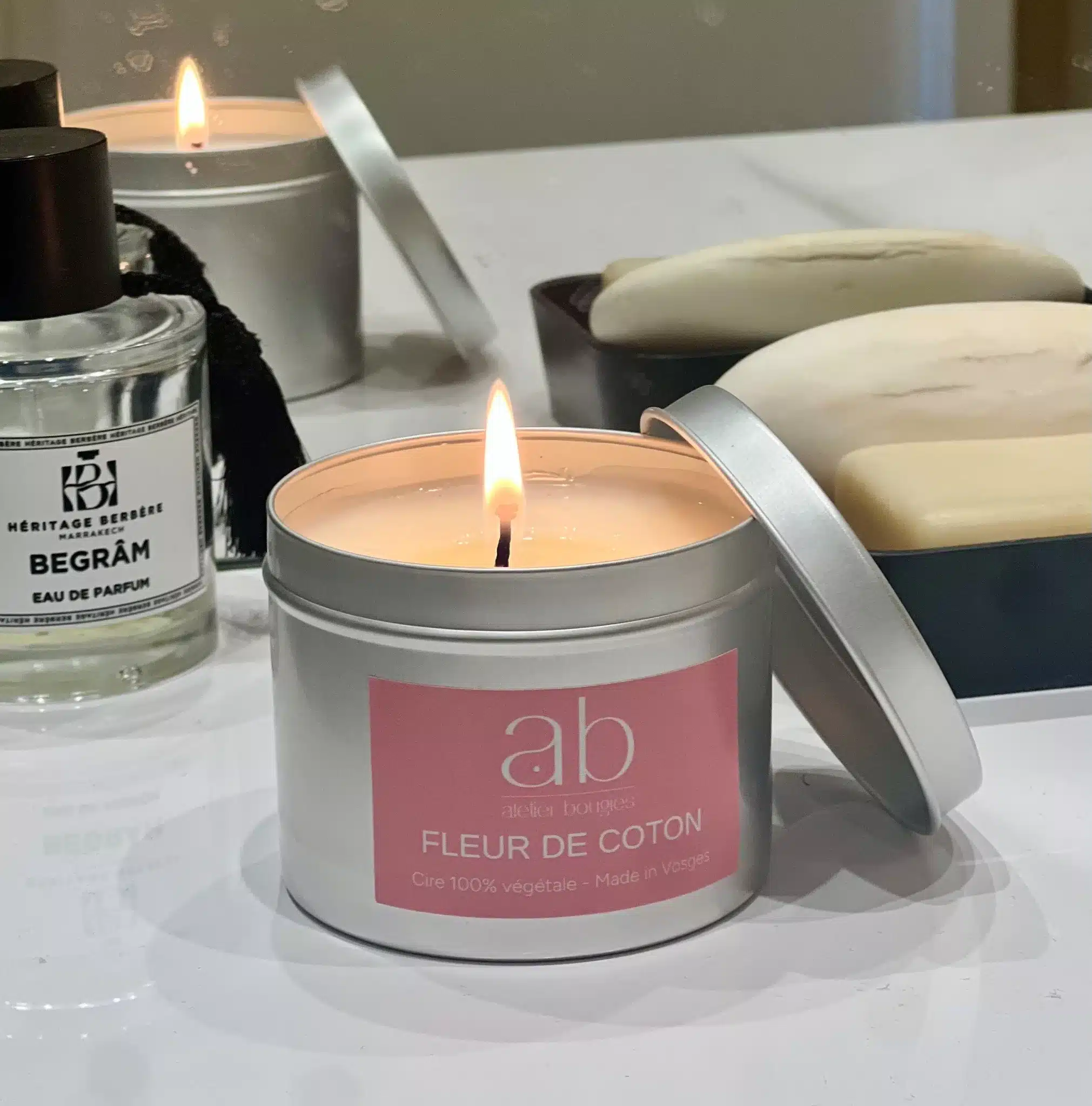 Bougie artisanale parfumée Fleur de Coton – Image 2